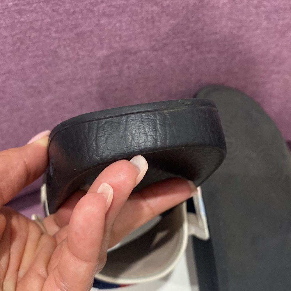Gucci slides   - Picture 8 of 11